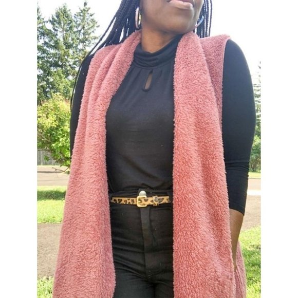 (NWT) Faux Fur Vest - Mauve - Picture 1 of 4